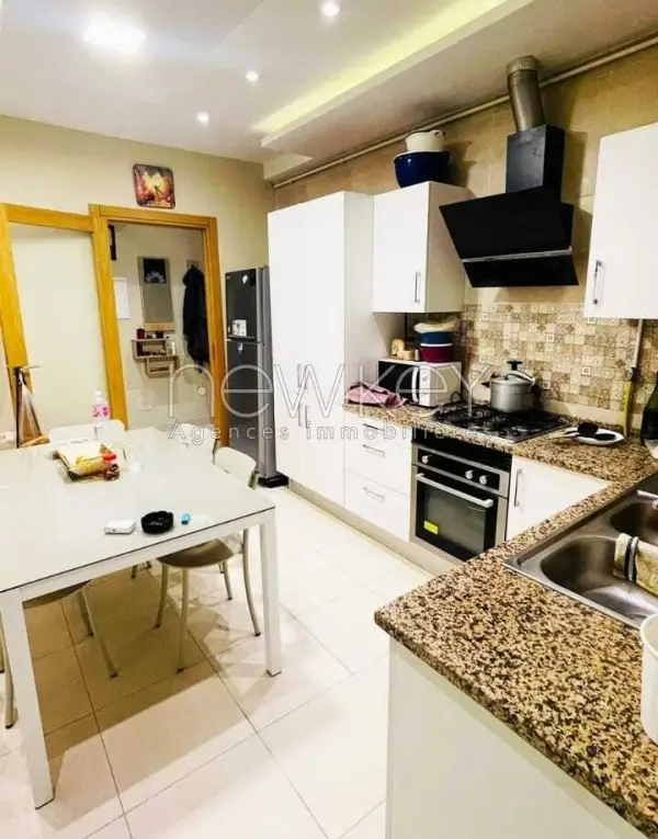 Un Appartement S+2 à vendre à L'Aouina - 1