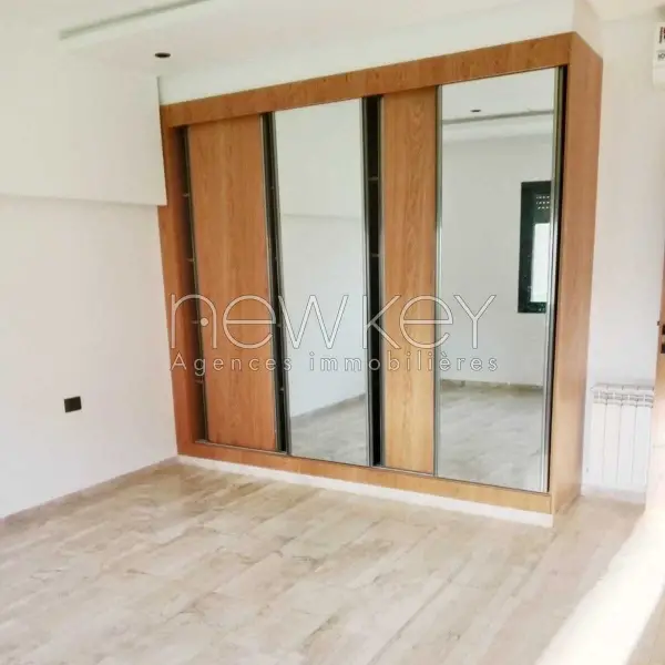 Un Bel Appartement S+2 à louer à Ain Zaghouan Nord - 2