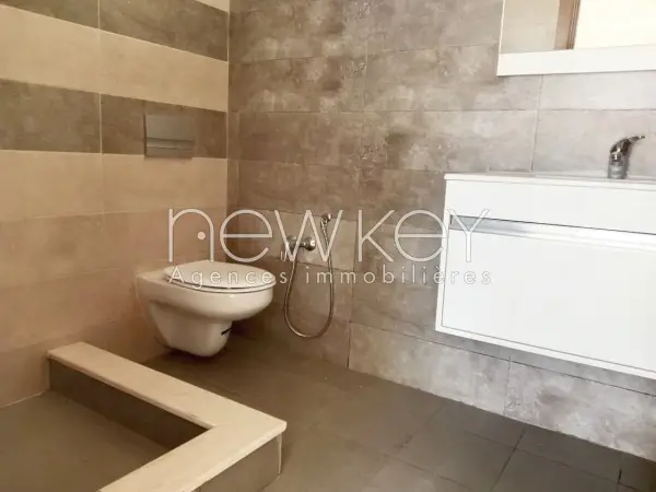Un Appartement S+3 avec une terrasse à La Nouvelle Soukra - 5