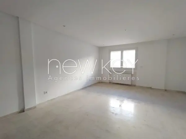 Un Appartement S+3 à vendre à La Soukra - 2