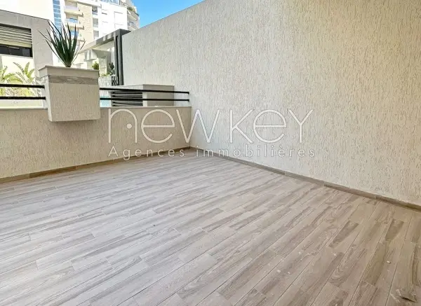 Appartement S+3 Neuf à Ain Zaghouan Nord - 1