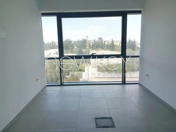 Un Bureau A3 à louer à La Soukra - 3