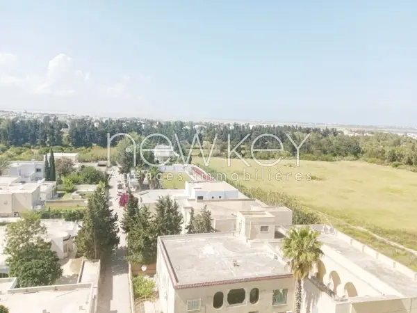 Un Appartement S+1 Meublé à louer à La Soukra - 3
