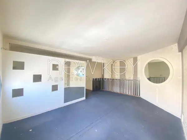 Local commercial en duplex aux Berges du Lac 1 - 1