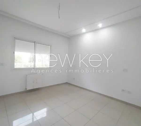 Un Appartement Neuf S+1 à louer à La Soukra - 2