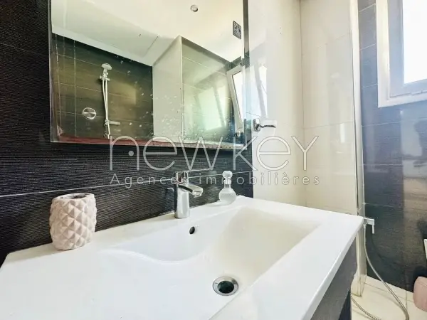 Appartement S2 à louer aux Berges du Lac 2 - 5