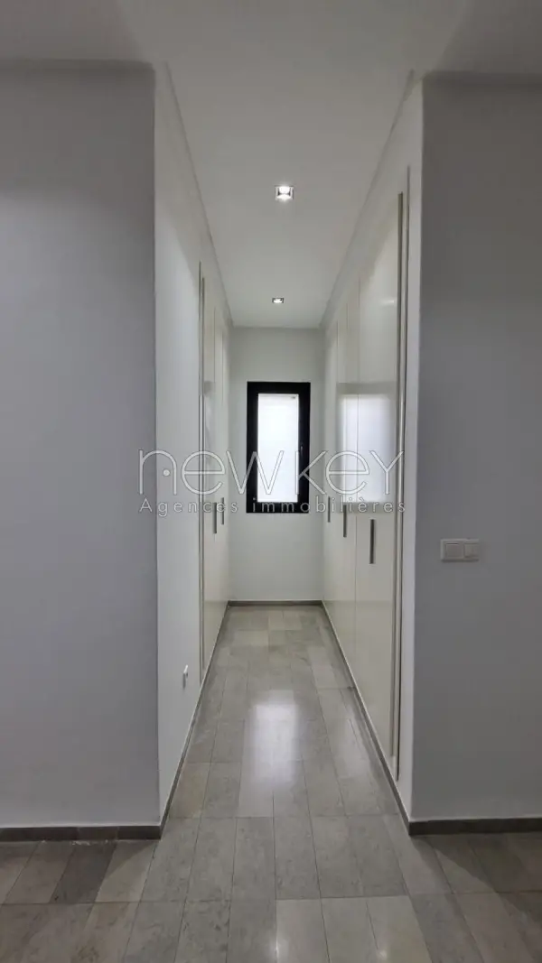 Appartement s+4 à la Marsa - 2