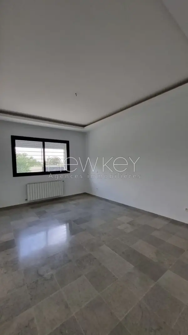 Appartement s+4 à la Marsa - 5