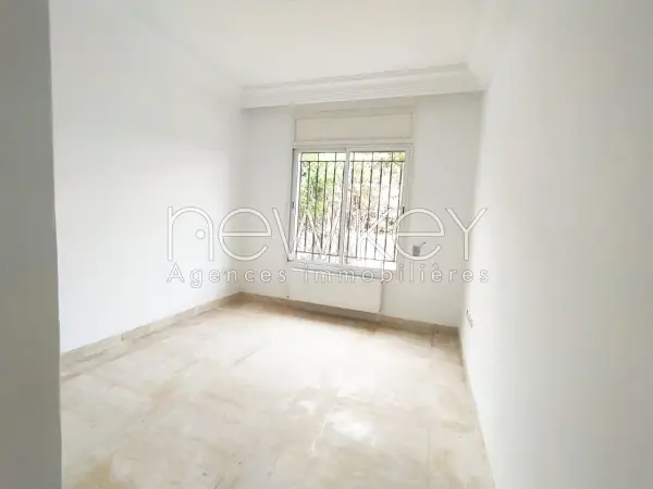 Un Appartement s+2 avec jardin à louer à La Soukra - 5