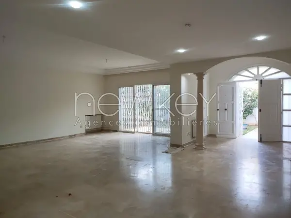Duplex S+3 avec jardin a la Marsa - 8