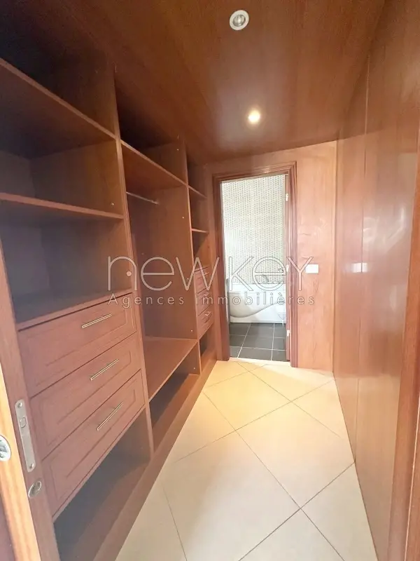 S+3 avec chambre de service à vendre aux Jardins de Carthage - 4