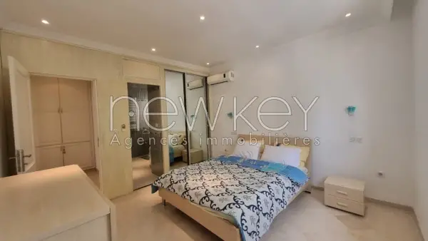Bel Appartement S+4 meublé au coeur de la Marsa - 1