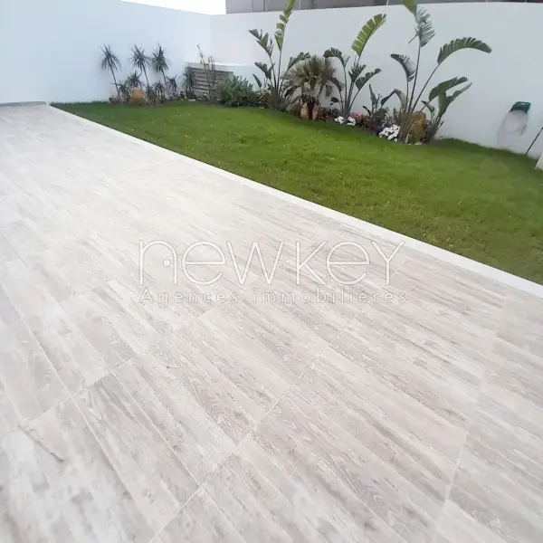 Un Bel Appartement Neuf S+2 avec jardin à La Nouvelle Soukra - 10