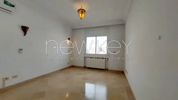 Bel appartement S+3 à la Marsa - 5