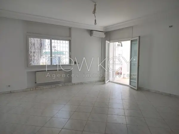 Magnifique villa S+5 à La Marsa - 4