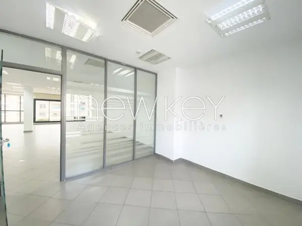 Bureaux à louer aux Berges du Lac 2 - 2