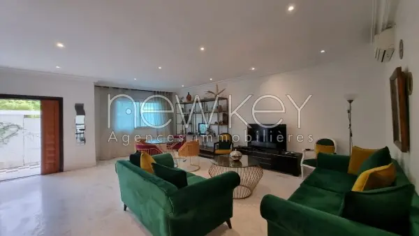 Rez de chaussée de villa s+3 meublé à la Marsa - 14