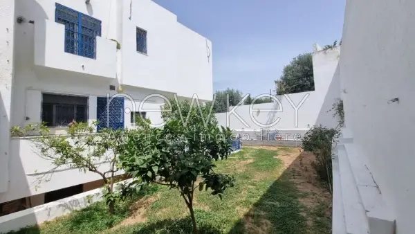 Duplex s+3 à la Marsa - 10
