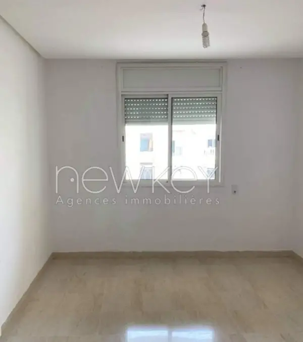 Un Appartement S+3 près de carrefour à Ain Zaghouan Nord - 2