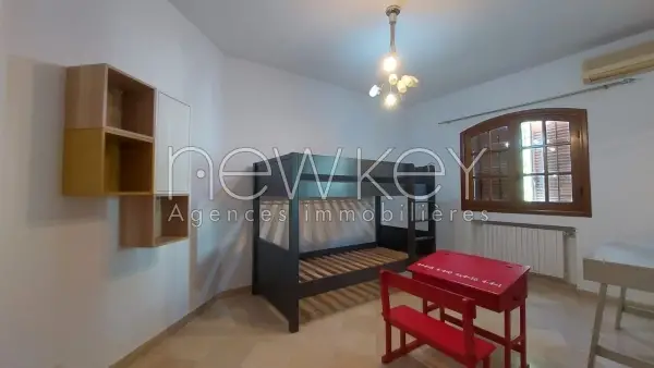 Une belle villa s+6 à la Marsa - 5