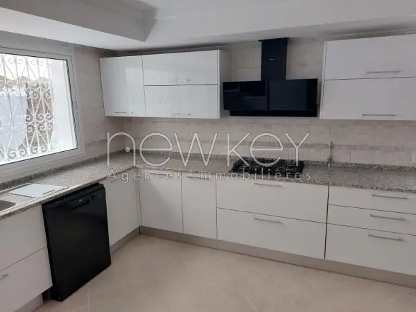 Villa s+5 à Gammarth vue sur mer - 10