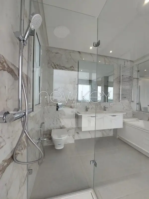 Villa s+5 à Gammarth vue sur mer - 12