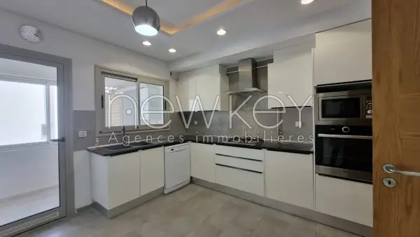 Appartement s+3 vue mer à la Marsa - 10