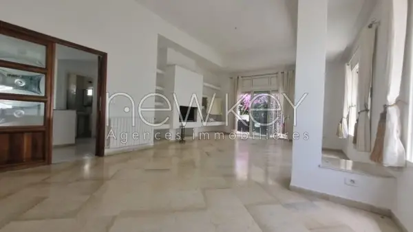 Villa S+4 à Carthage - 4