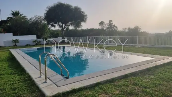 Magnifique Villa s+4 à Gammarth - 1