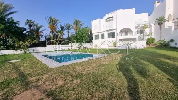 Magnifique Villa s+4 à Gammarth - 17