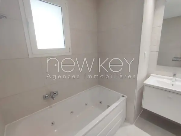Un Appartement S+3 à louer La Soukra - 6
