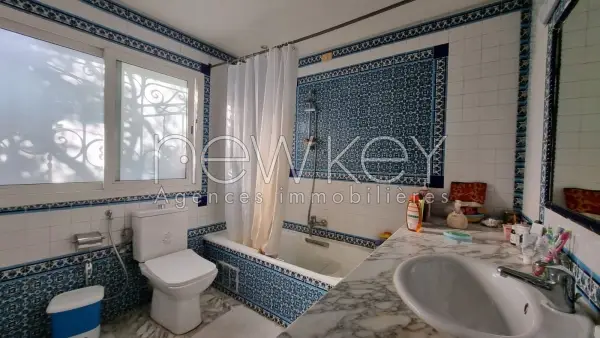 Villa s+6 à Carthage - 12