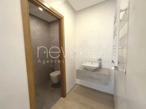 Appartement S3 avec vue dégagée à louer aux Jardins de Carthage - 10