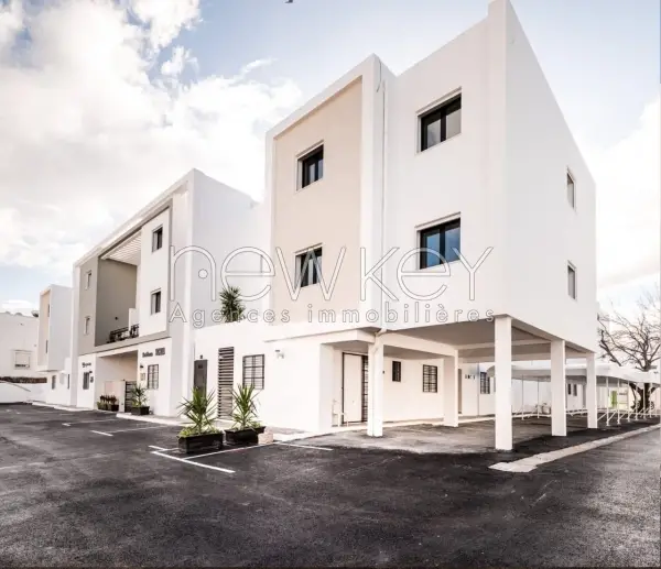 Un Appartement S+1 sur plan à La Soukra - 1