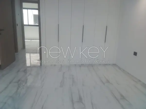 Un Appartement S+3 Neuf à vendre à La Nouvelle Soukra - 2