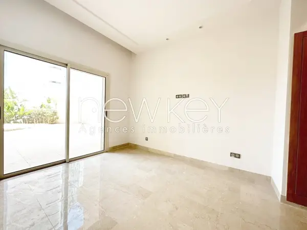 Duplex S4 avec jardin à vendre aux Berges du Lac 2 - 4
