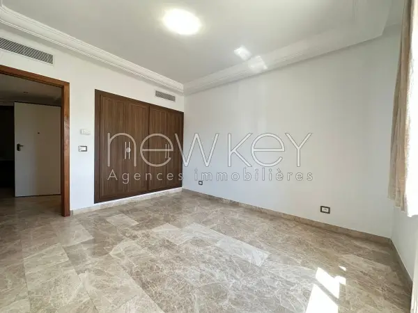 Appartement S4 spacieux à louer au lac 2 - 5