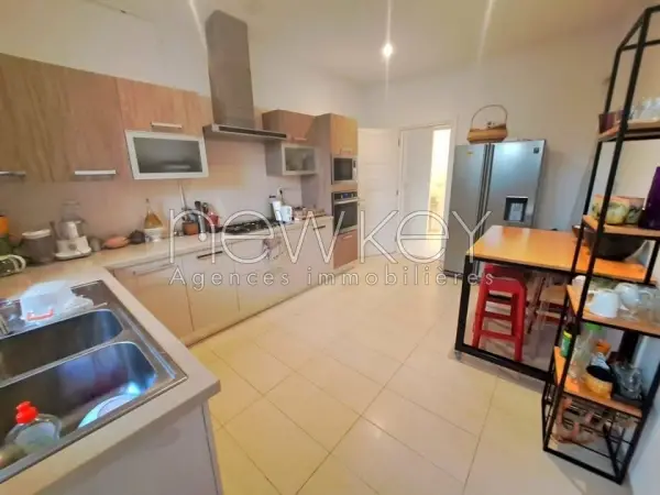 A vendre un appartement s+3 à Gammarth - 8