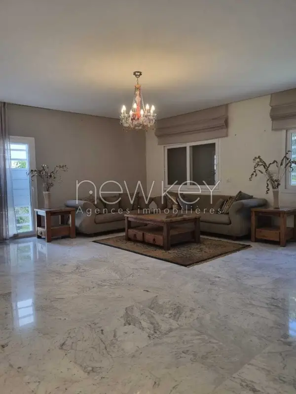Duplex s+5 avec piscine - 15