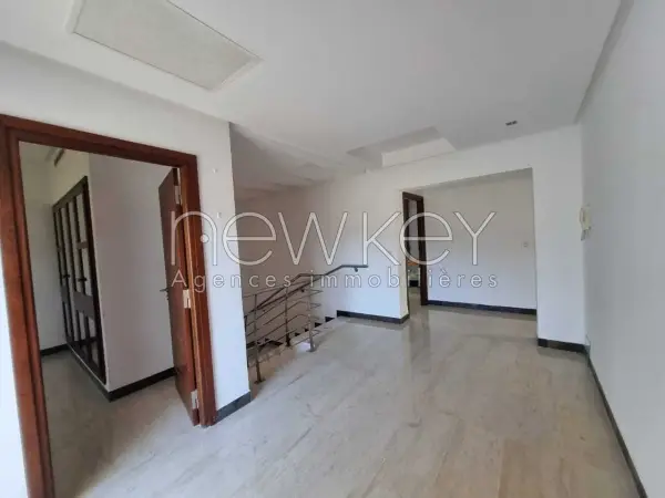 Duplex s+5 avec piscine - 9