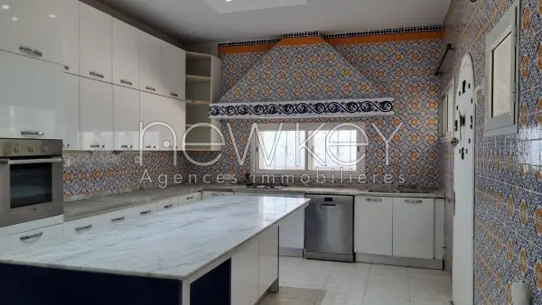 Magnifique villa S 5 à Gammarth - 8