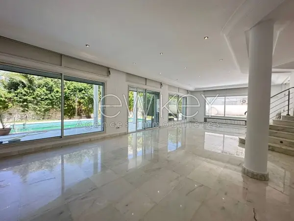 Villa S4 avec piscine et jardin à louer au Lac 2 - 2