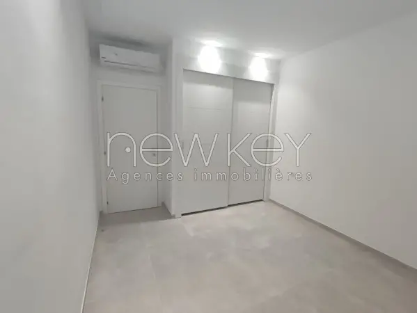 Un Appartement S+3 à louer à La Soukra - 2