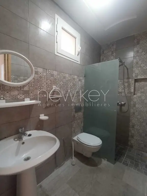 Appartement s+3 à la Marsa - 4