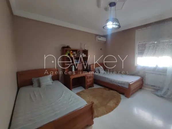 Une Belle villa S+3 à La Soukra - 7