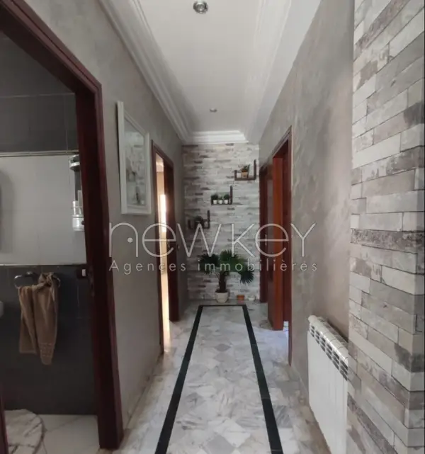 Une Belle villa S+3 à La Soukra - 4