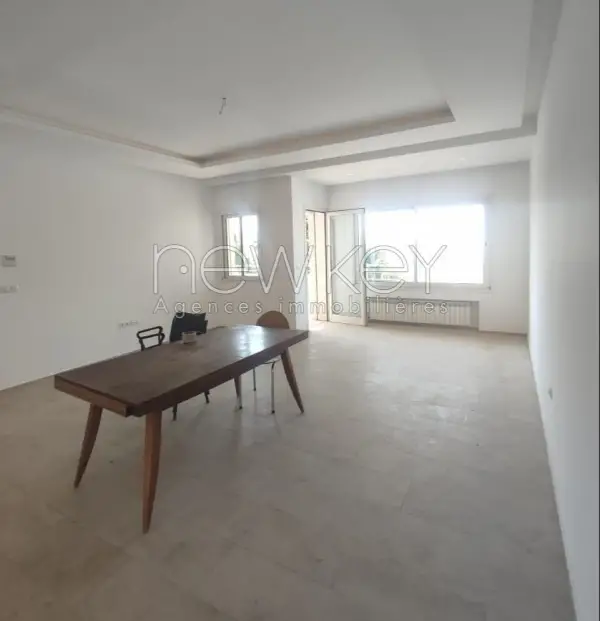 Appartement S+3 à vendre à La Soukra - 1