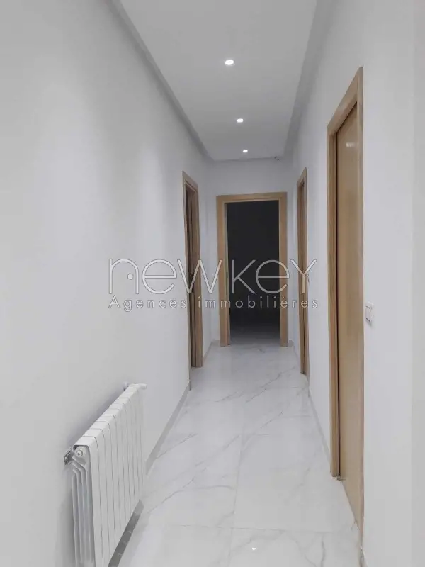 Appartement S+2 meublé à louer à la Marsa - 4