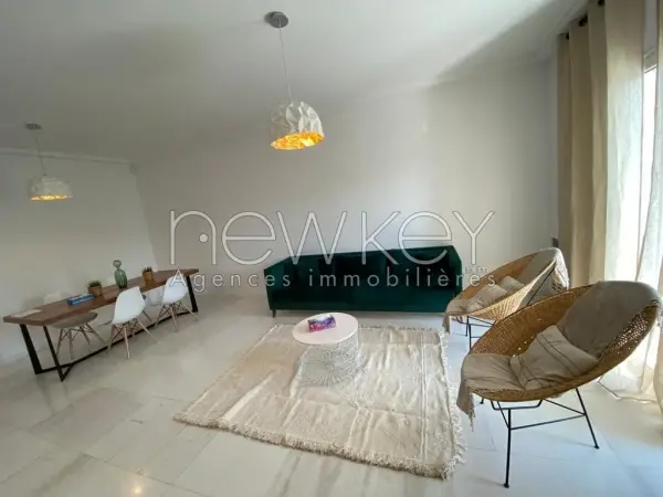Un appartement s+3 meublé à Gammarth - 1