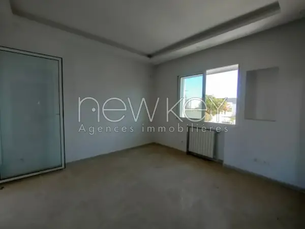 Un joli étage de villa S3 à la Marsa - 7